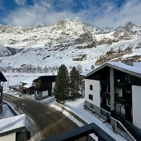 Mcx Vacation - Maison Cian, Con Balconi Panoramici Nel Cuore Di Cervinia דירה