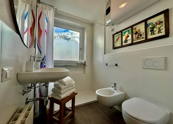 Mcx Vacation - Maison Cian, Con Balconi Panoramici Nel Cuore Di Cervinia